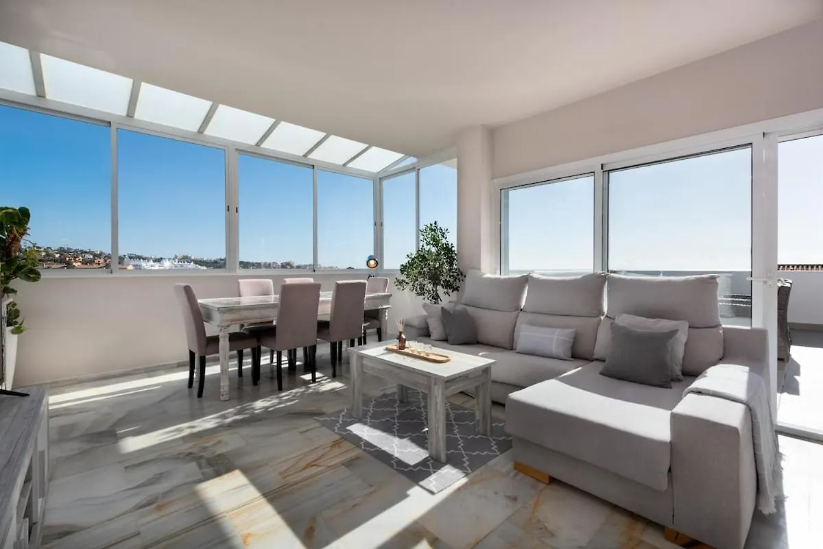 Apartment Stunning Beachfront Penthouse Estepona