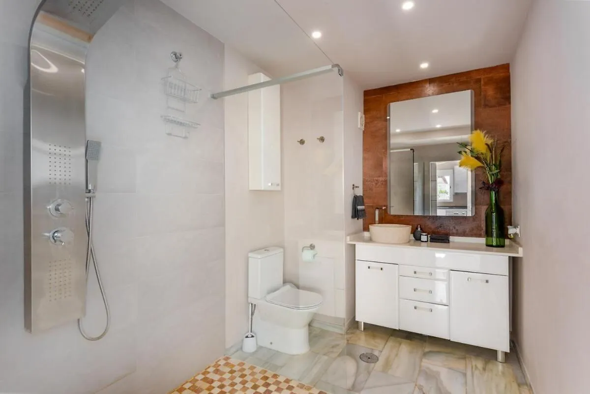 Apartment Stunning Beachfront Penthouse Estepona